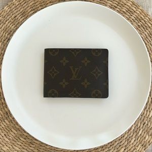 Louis Vuitton NEW Multiple Wallet